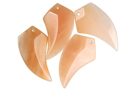 Pendant Peach Aventurine Eagle Beak