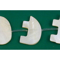 Pendant Shell (White MOP) Flat Bear