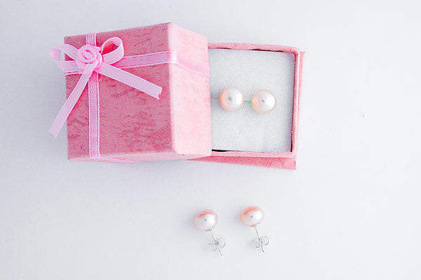 Fine Grade (FWP) Pearl (Natural) Earrings Peach Button with Sterling Silver